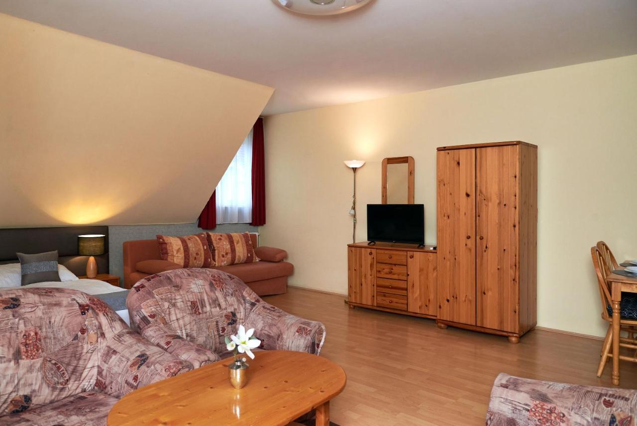 Apartman Brigitte Buekfuerdo Zewnętrze zdjęcie