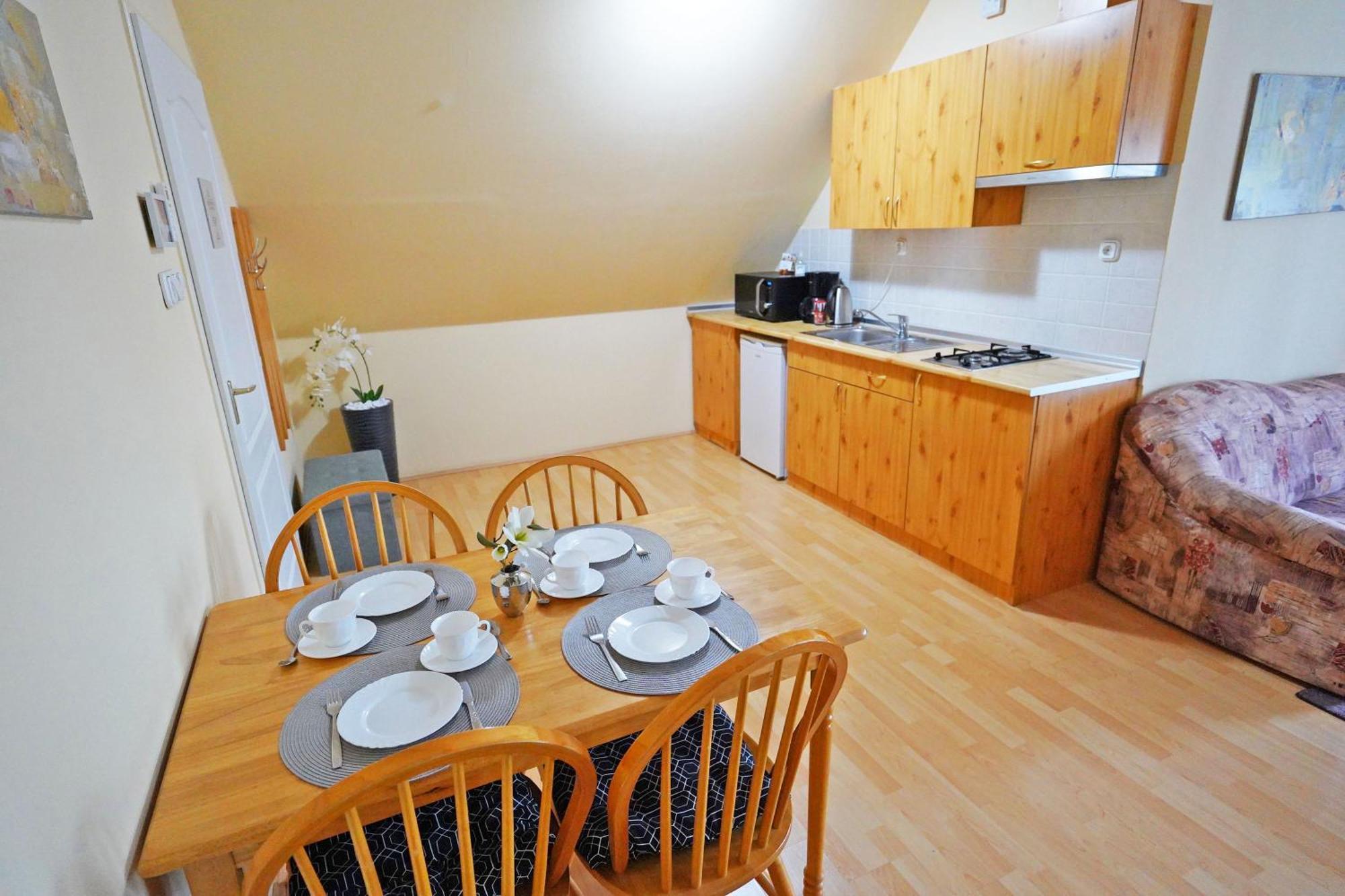 Apartman Brigitte Buekfuerdo Zewnętrze zdjęcie